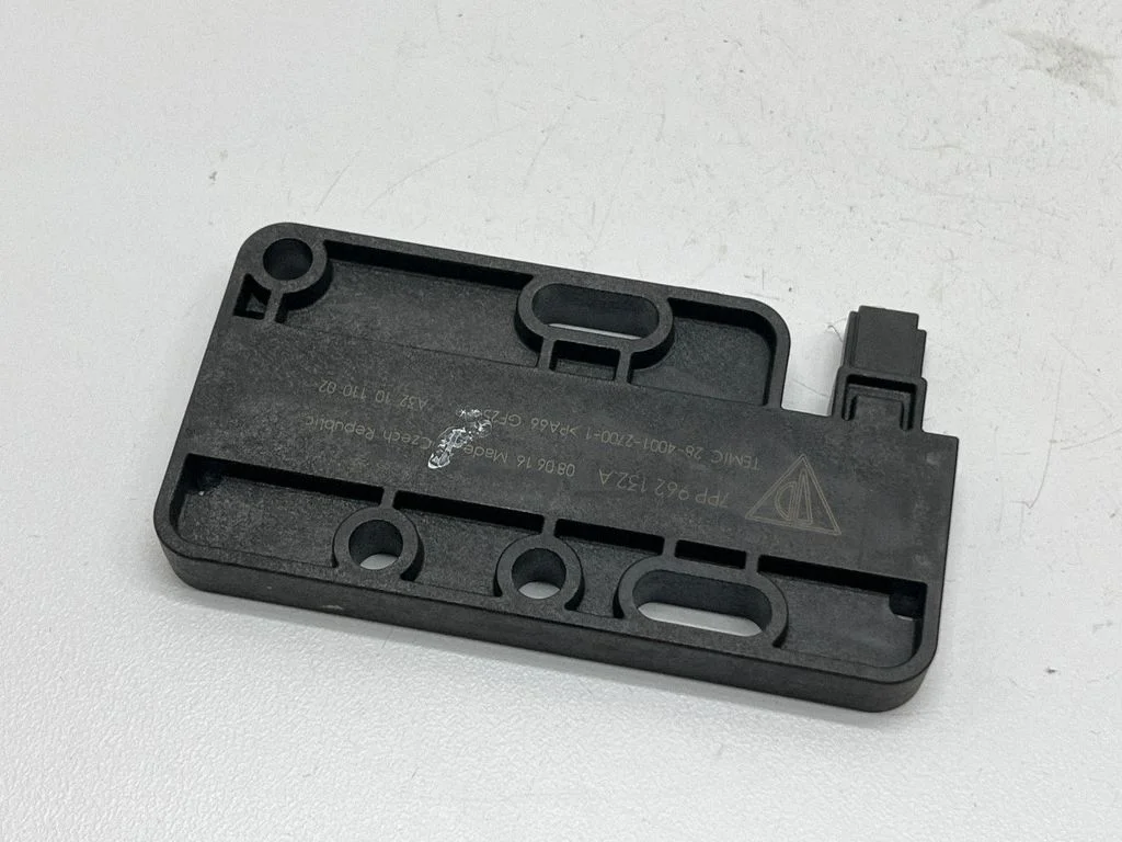 Keyless (KESSY) go control unit/module – Porsche Cayenne (92A) (2010-2017)