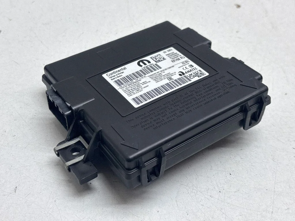 Keyless (KESSY) go control unit/module – Chrysler Pacifica (2017-)