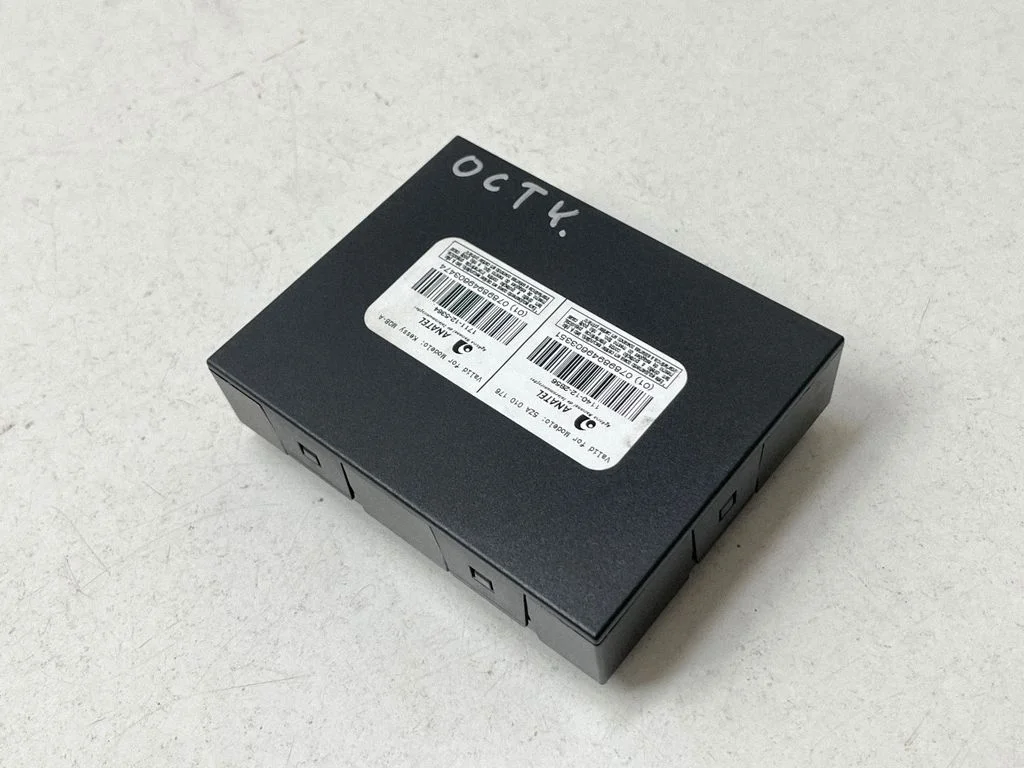 Võtmeta süsteemi KESSY (keyless) juhtplokk/moodul 5Q0959435A
