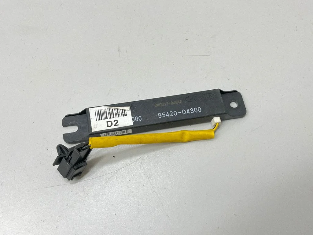 Bezatslēgas sistēmas KESSY (keyless) vadības bloks/modulis – KIA Optima (2015-2020)