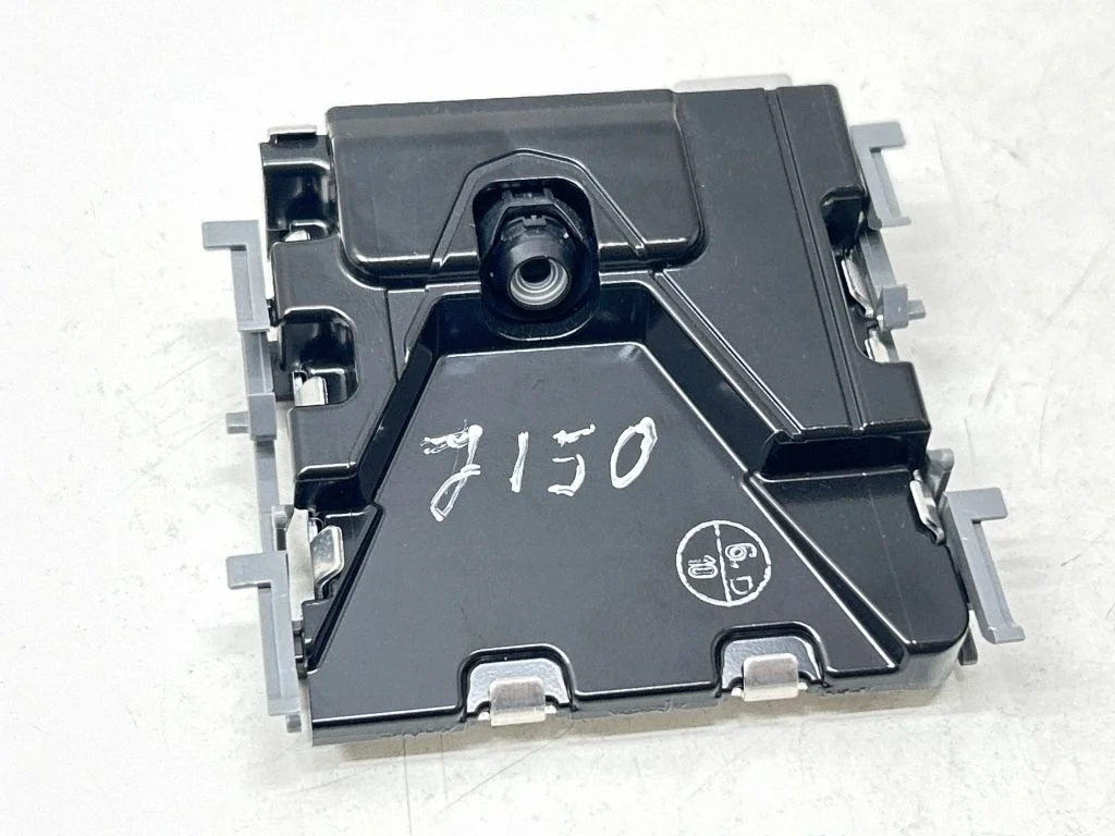Windshield/windscreen camera 8646C60040