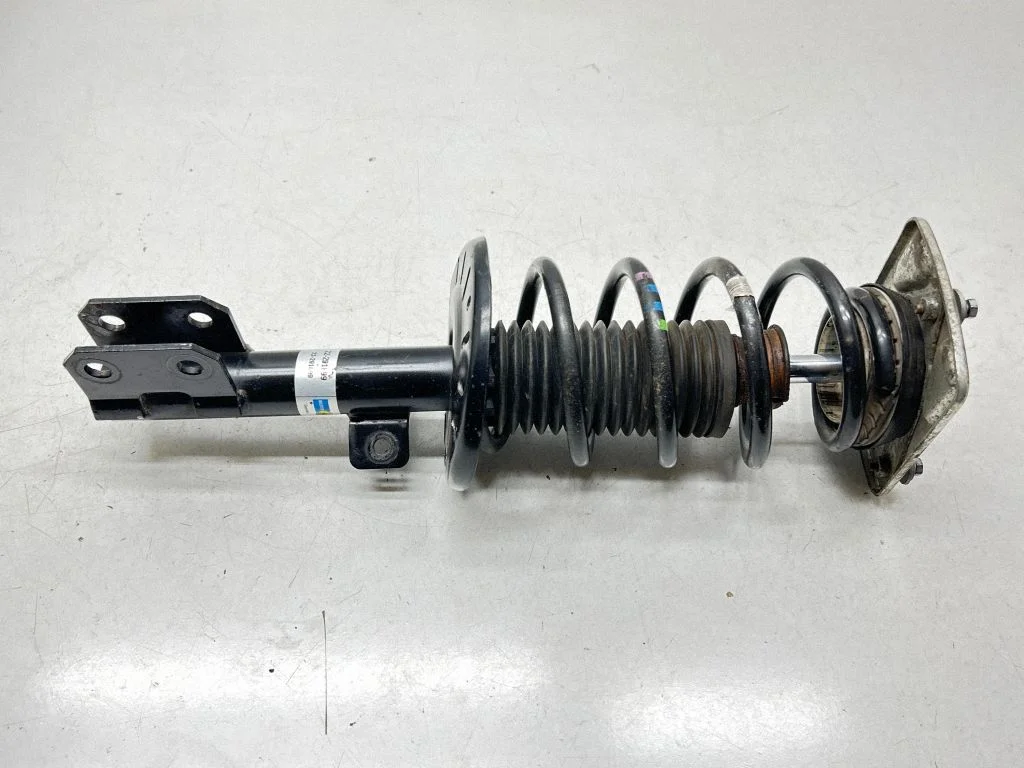 Eesmine amortisaator koos vedruga – Toyota Proace (2016-)
