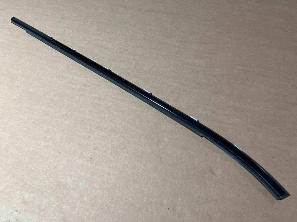 Rear door glass trim molding – KIA EV6 (2021-)