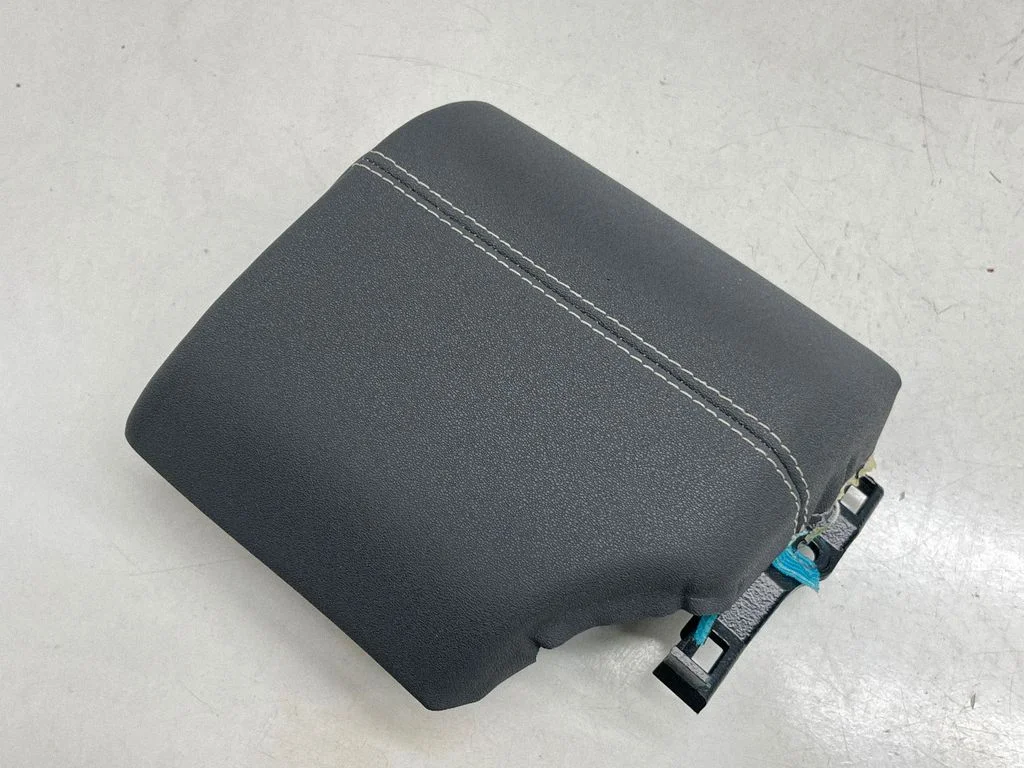 Panel trim 12D1412RA9