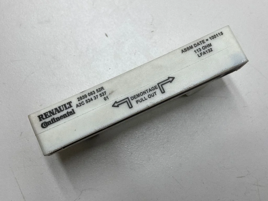 Antenna control unit – Renault Megane III (2009-2016)