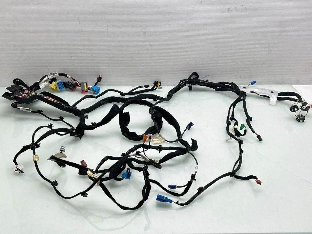 Paneļa vadu instalācija