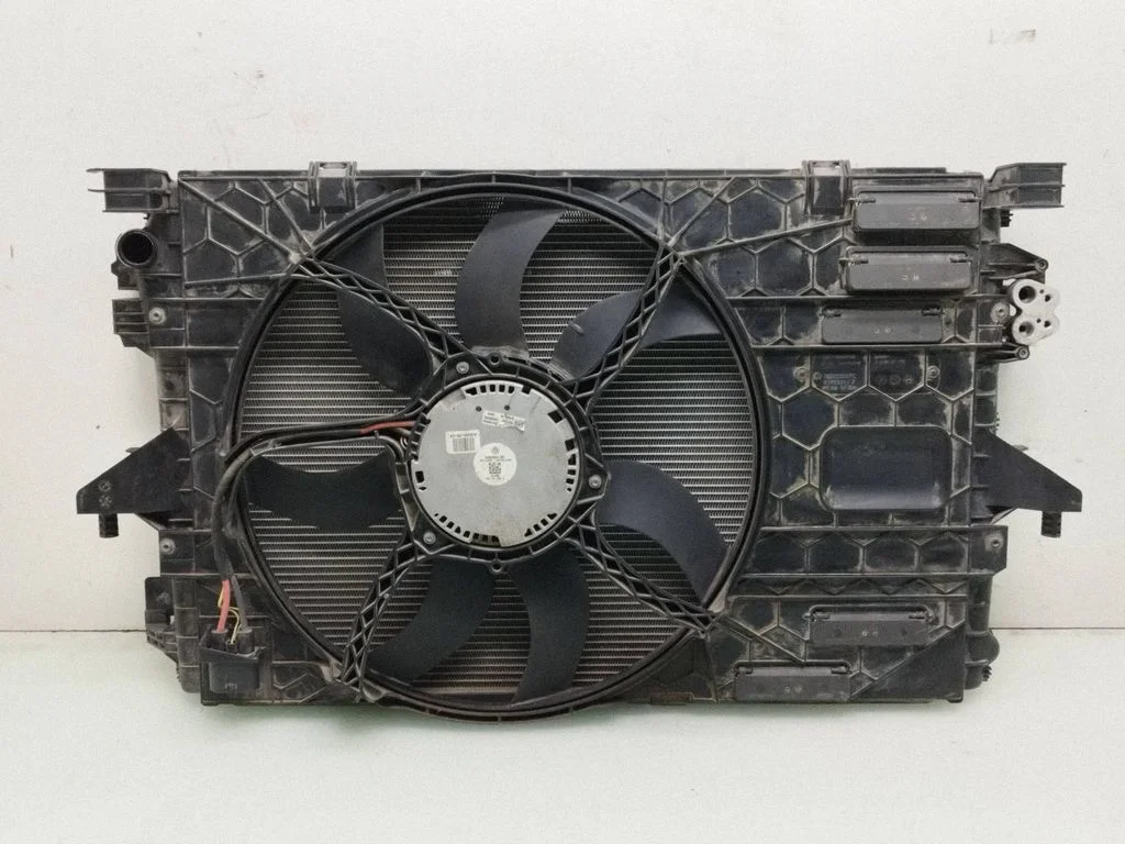 Radiatoru komplekts 7E0121207C