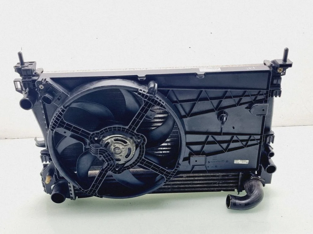 Radiatoru komplekts 51780658