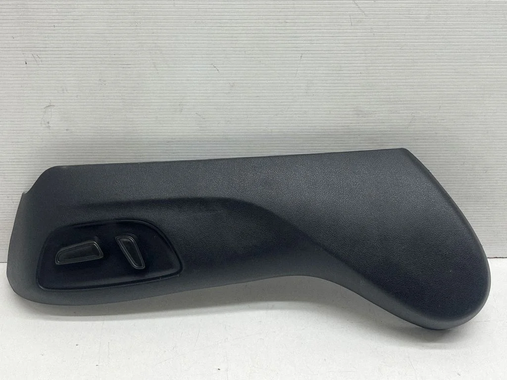 Sēdekļa apdare 718110E330