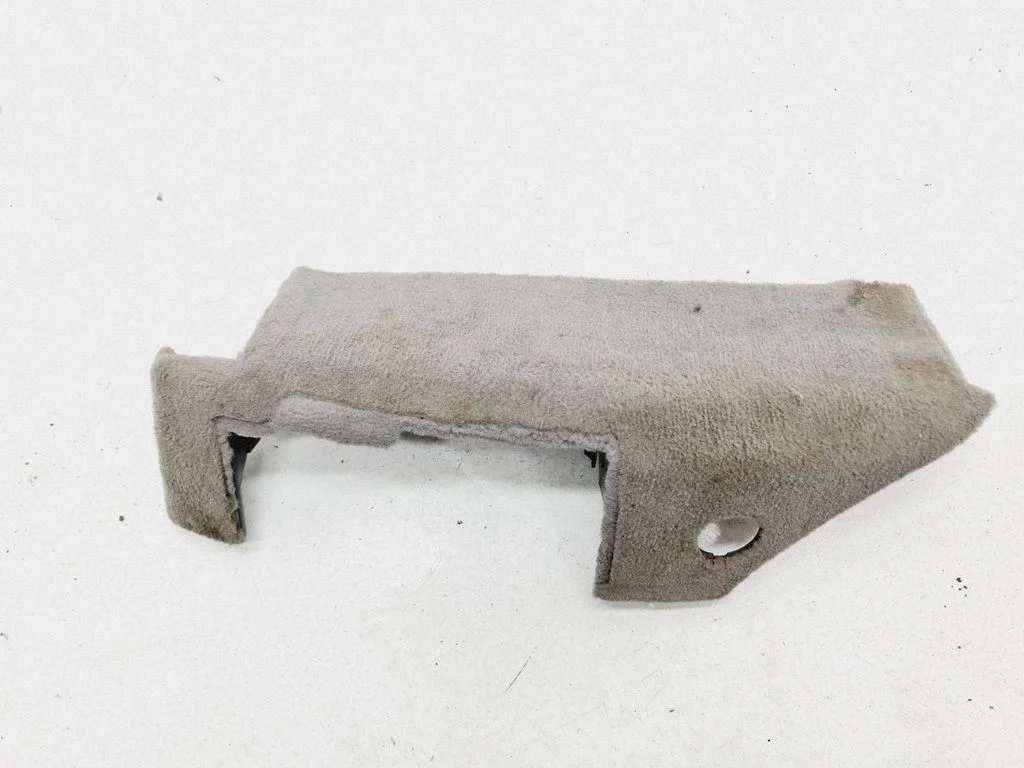 Seat trim – Volkswagen Touareg I (2002-2010)
