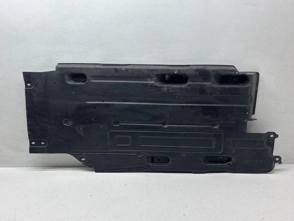 Külgmine põhjakaitse – Citroen C5 Aircross (2017-2024)