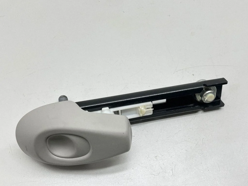 Seat belt adjustment rail – Renault Megane III (2009-2016)