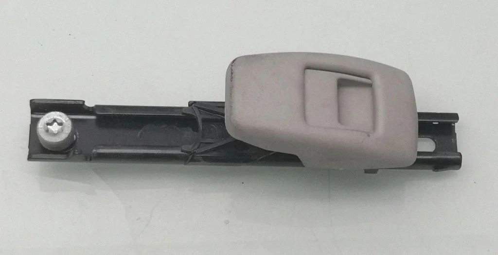 Seat belt height adjuster – Citroen Berlingo (2008-2018)
