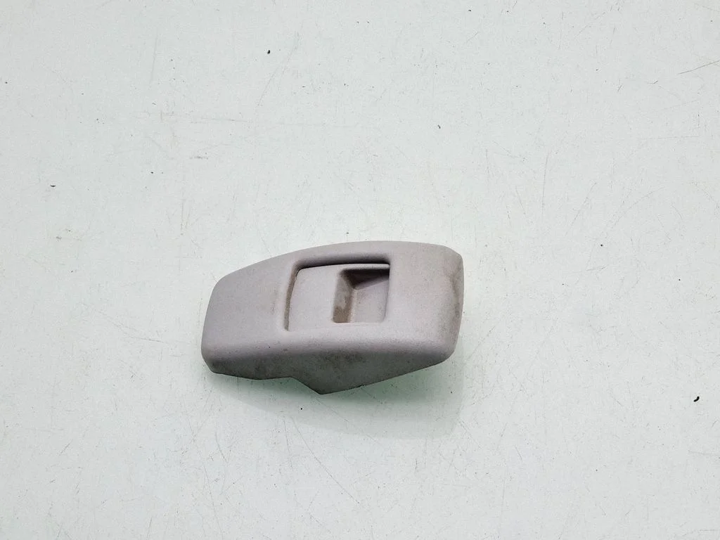 Seat belt height adjuster – Citroen Berlingo (2008-2018)