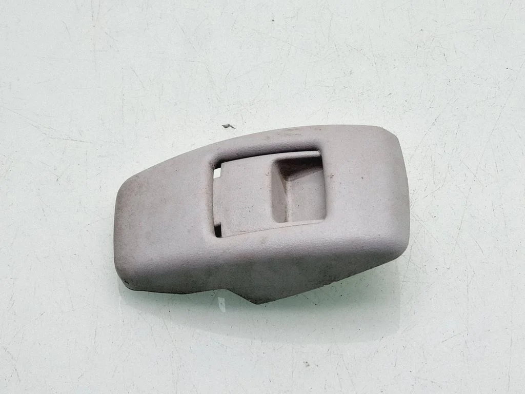 Seat belt height adjuster – Citroen Berlingo (2008-2018)