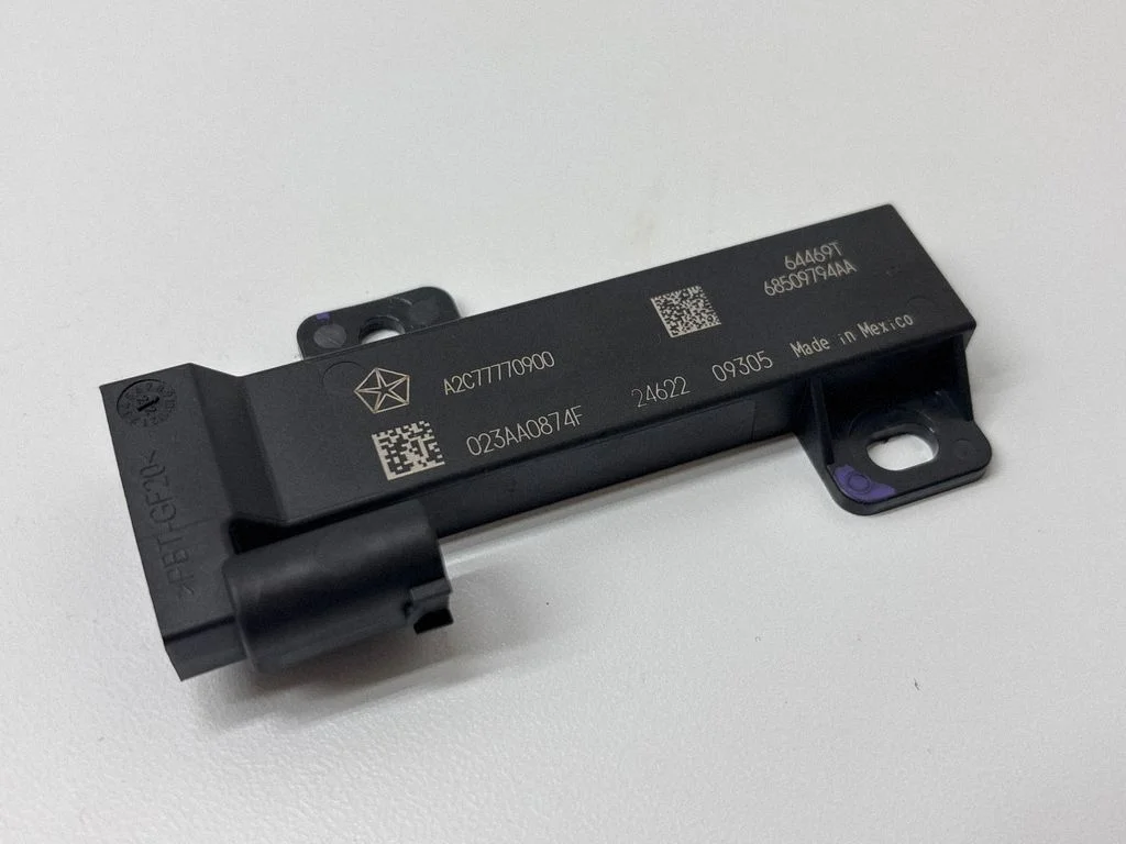 Bezatslēgas sistēmas antena 68509794AA
