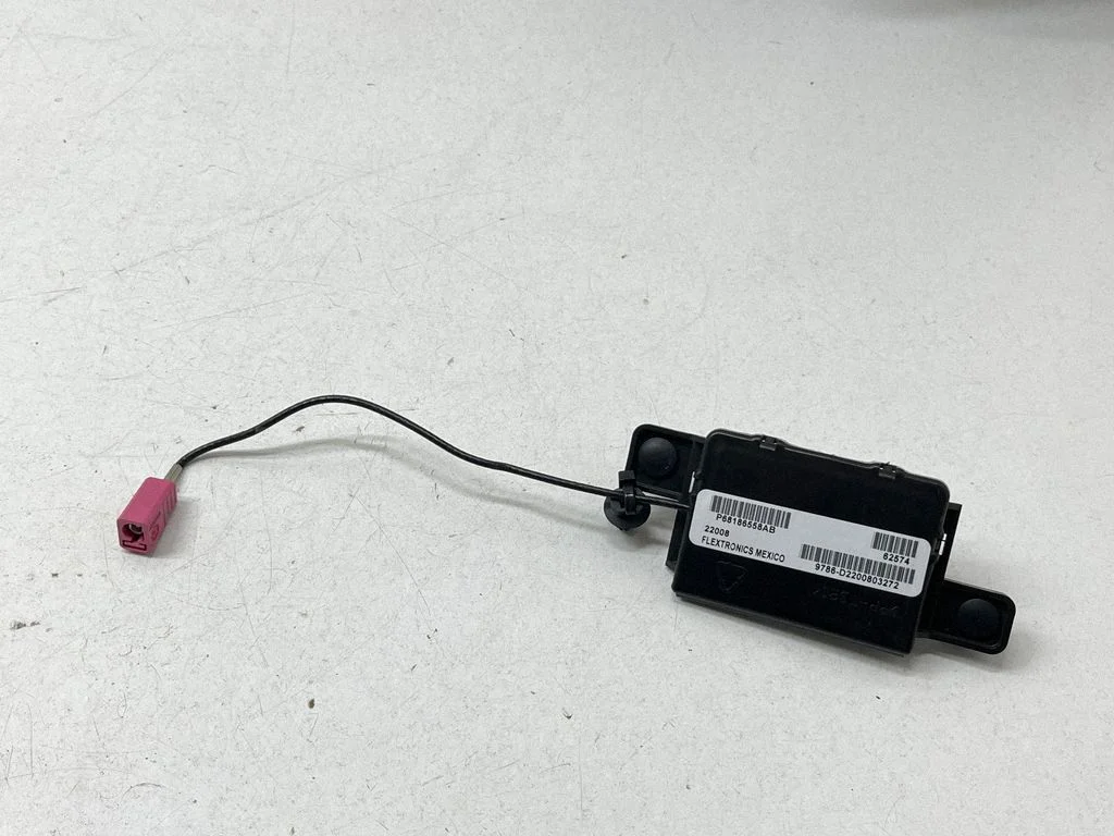 Keyless system antenna – Chrysler Pacifica (2017-)