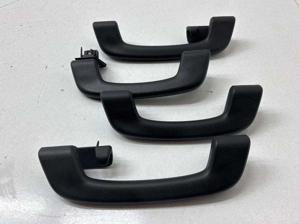 A set of handles for the ceiling – BMW X1 F48 F49 (2015-2022)