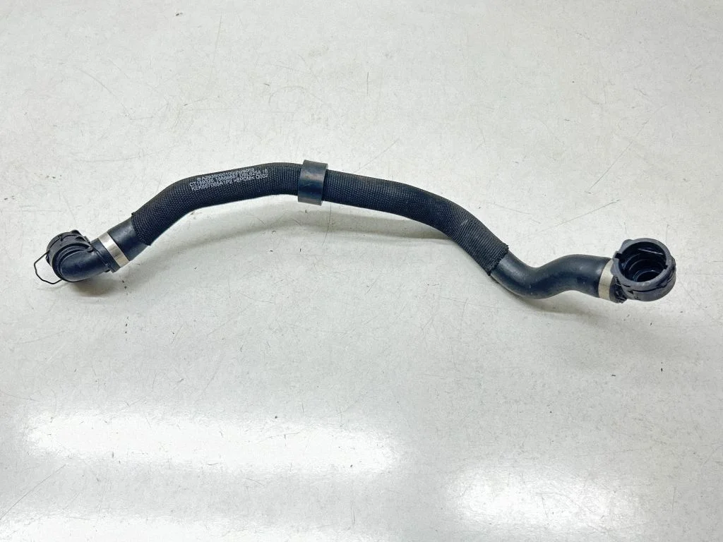 Electric car engine cooling hoses/pipes – Mercedes-Benz EQC (2019-)