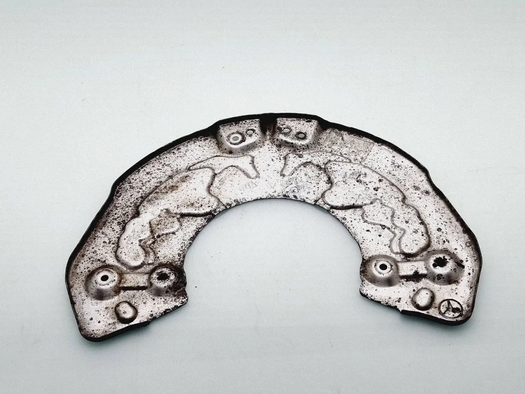 Front brake disc dust cover plate – Mercedes-Benz C-Class W205 (2014-2021)
