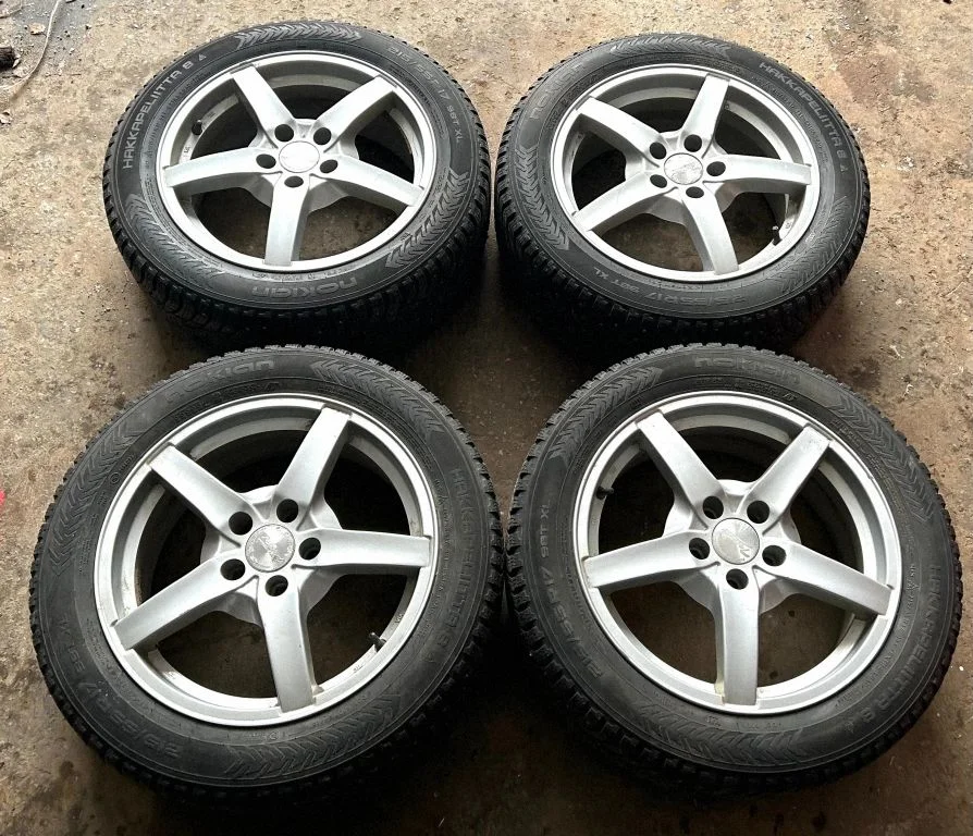 R17 vieglmetāla disks (-i)