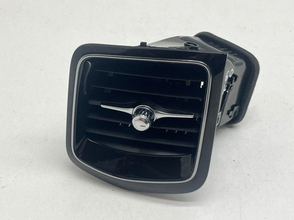 Dashboard side air vent grill/cover trim – Volvo S60 (2018-)