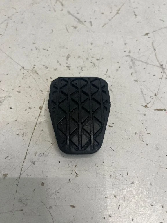 Brake pedal – Mazda 2 (2022-)