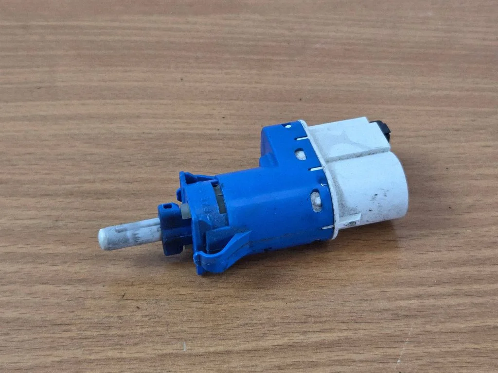 Brake pedal sensor switch 3M5T9C872AC