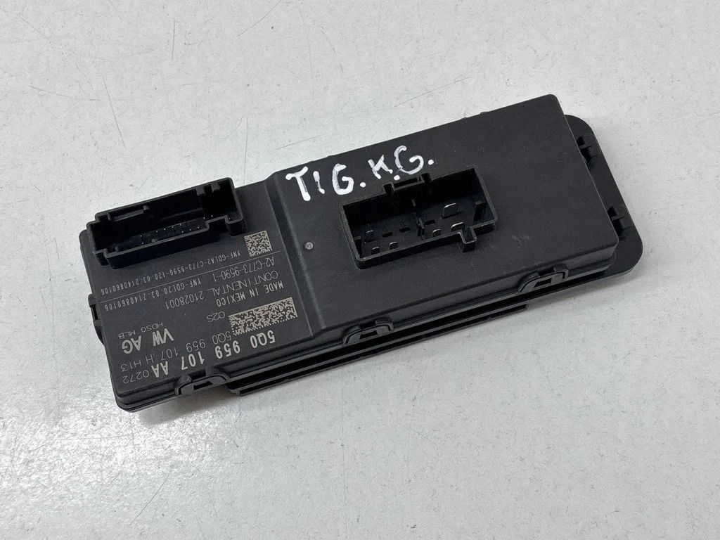 Tailgate/trunk control unit/module – Volkswagen Tiguan Allspace (2017-)