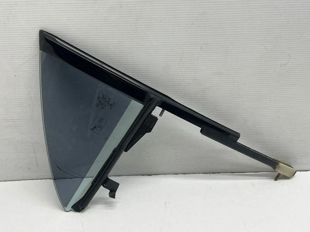 Rear vent window glass A1177300218