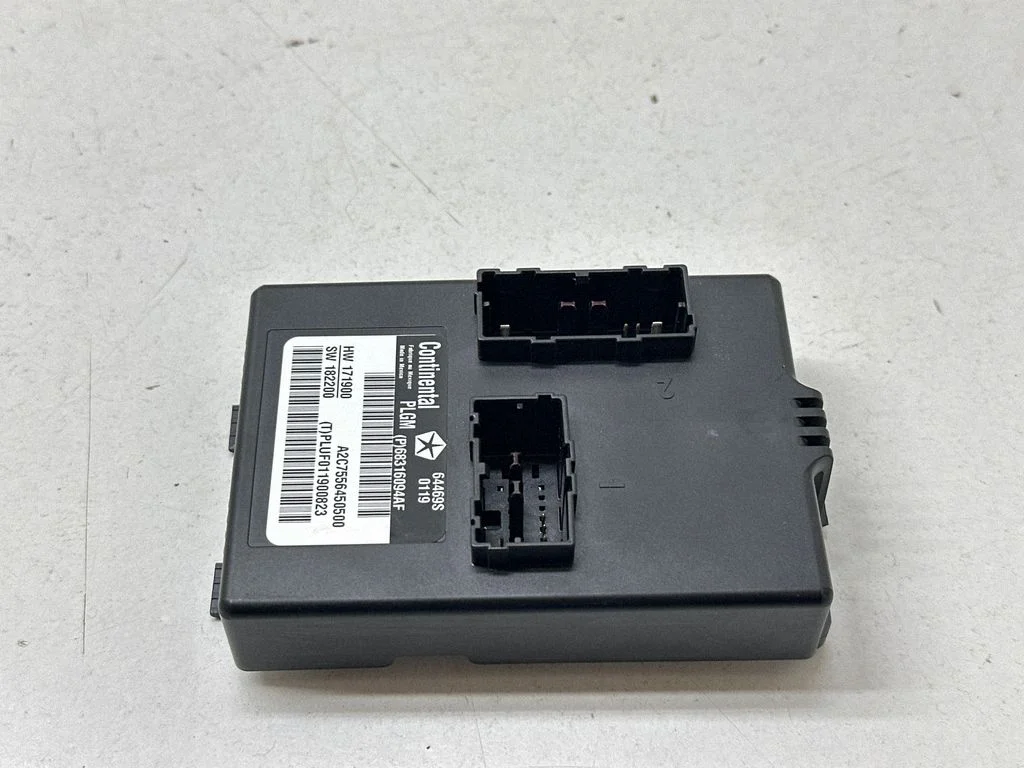 Bagāžnieka vāka vadības bloks P68316094AF