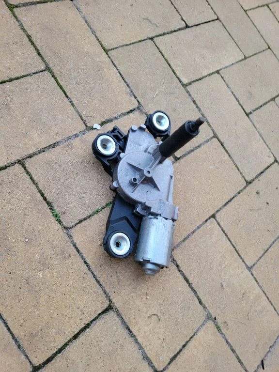 Rear window wiper motor – Volvo V60 (2011-2013)