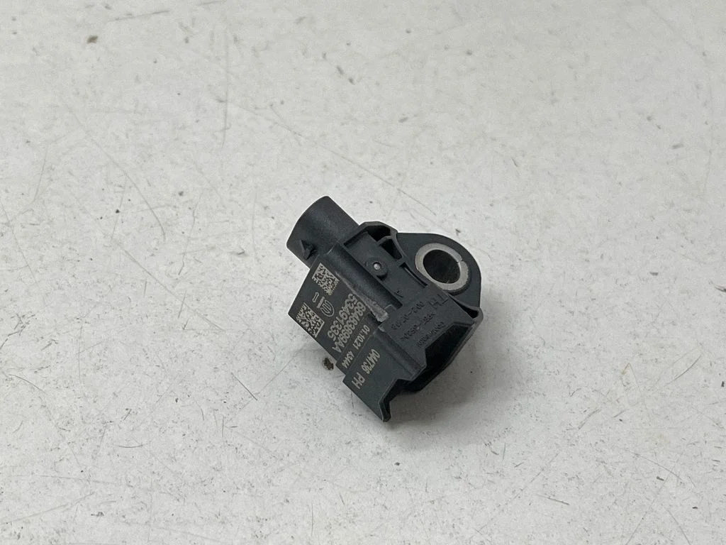 Drošības spilvenu trieciena sensors 044736