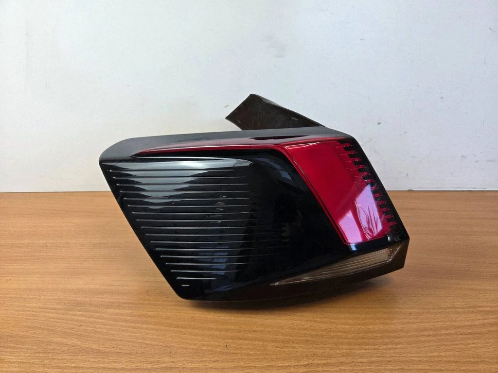 Rear/tail lights – Peugeot 3008 II (2016-2023)
