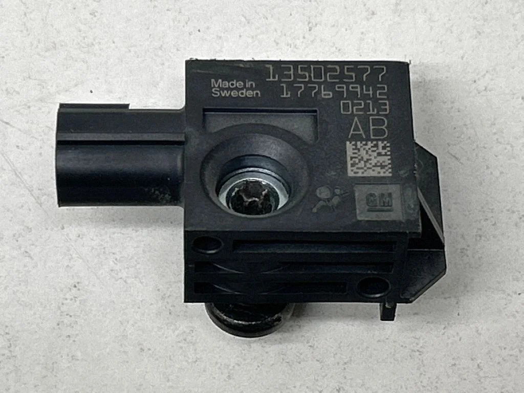 Airbag deployment crash/impact sensor – Opel Meriva B (2010-2016)