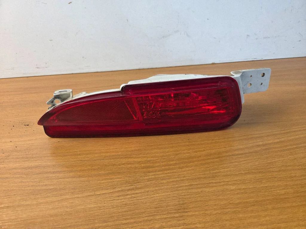 Rear fog light – Honda CR-V (2013-2016)