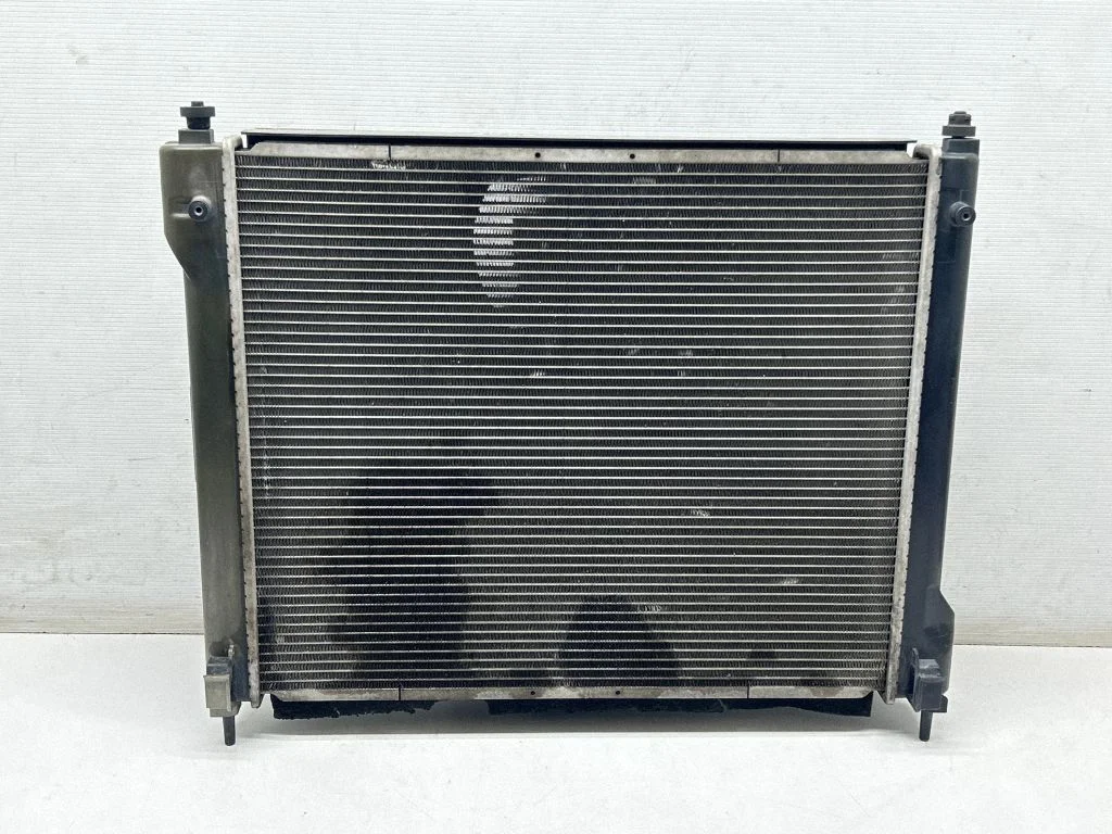 Radiator set 272061KC0A