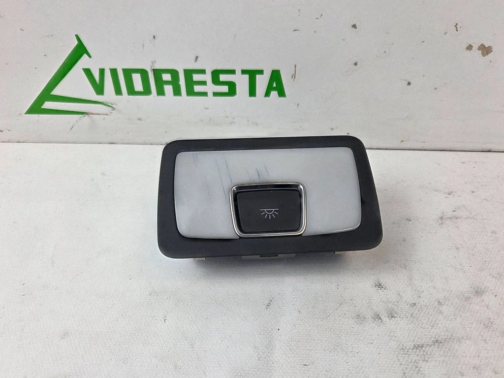 Rear seat light 4L0947124A