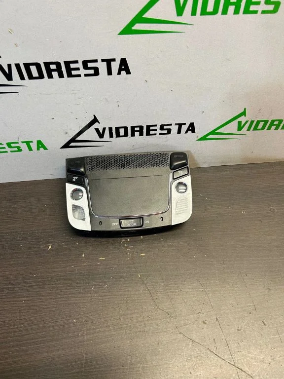 Front seat light – Honda HR-V (2015-2020)