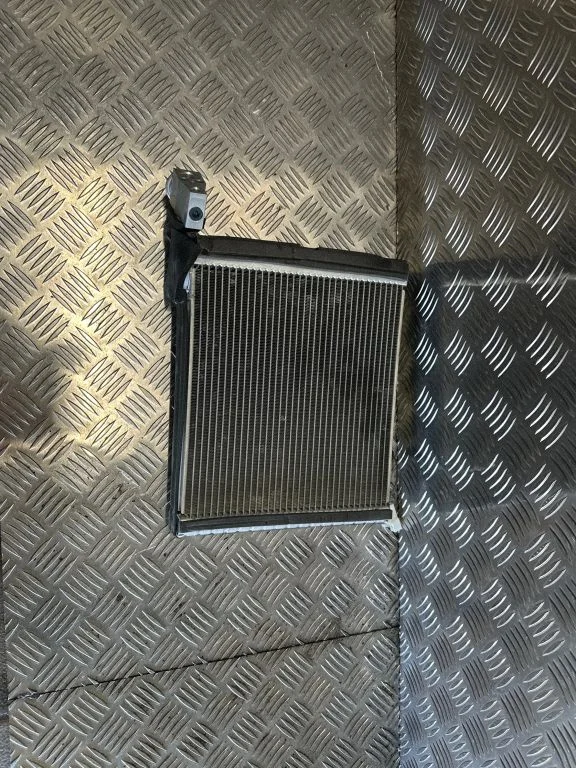 Air conditioning (A/C) radiator (interior) – Toyota Avensis T270 (2015-2018)