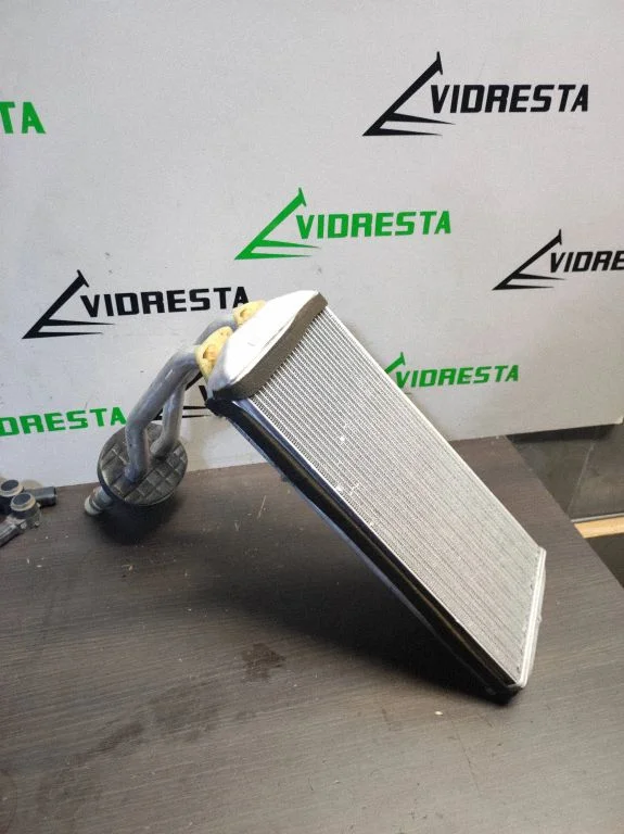 Salongi küttekeha radiaator 5E2210400