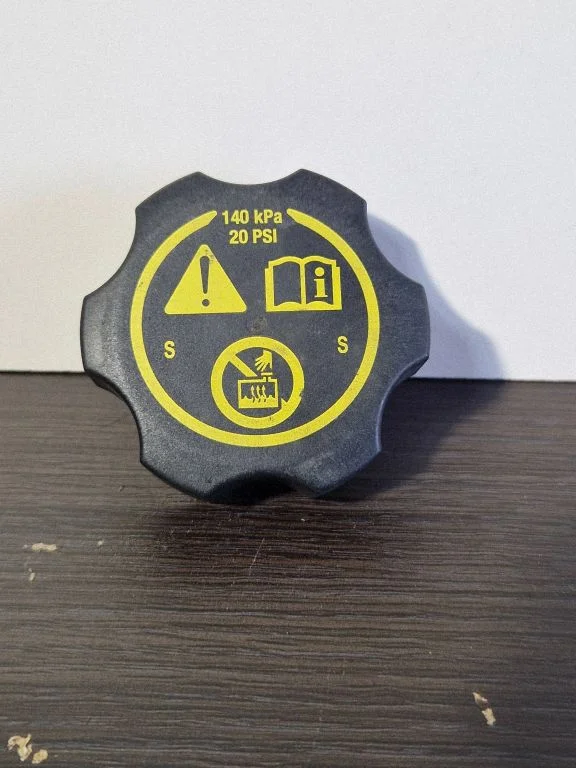 Jahutusvedeliku paisupaagi kork – Opel Astra J (2010-2015)