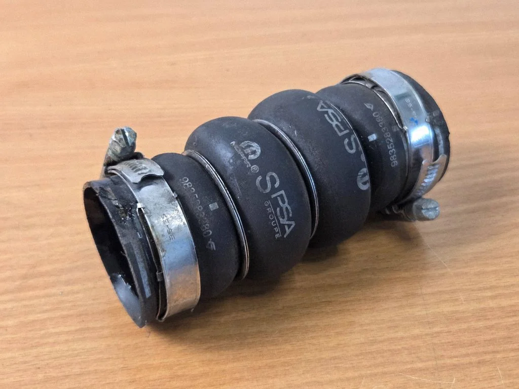 Intercooler hose/pipe – Peugeot 2008 II (2019-)