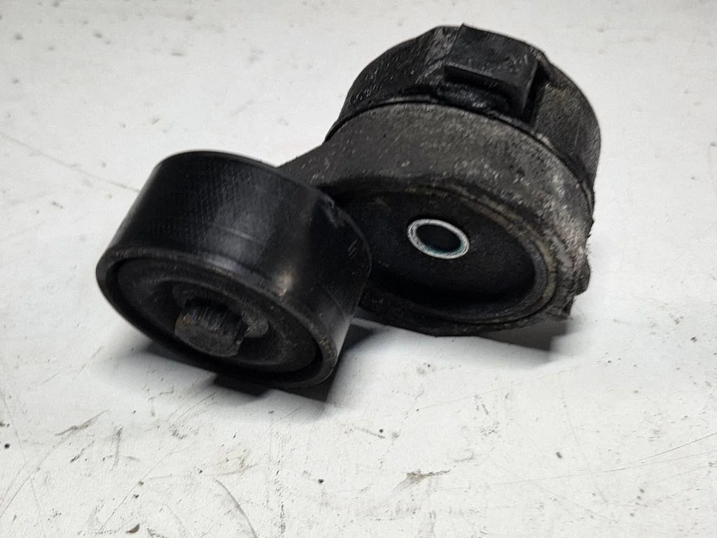 Generator/alternator belt tensioner – Peugeot 308 (2013-2021)