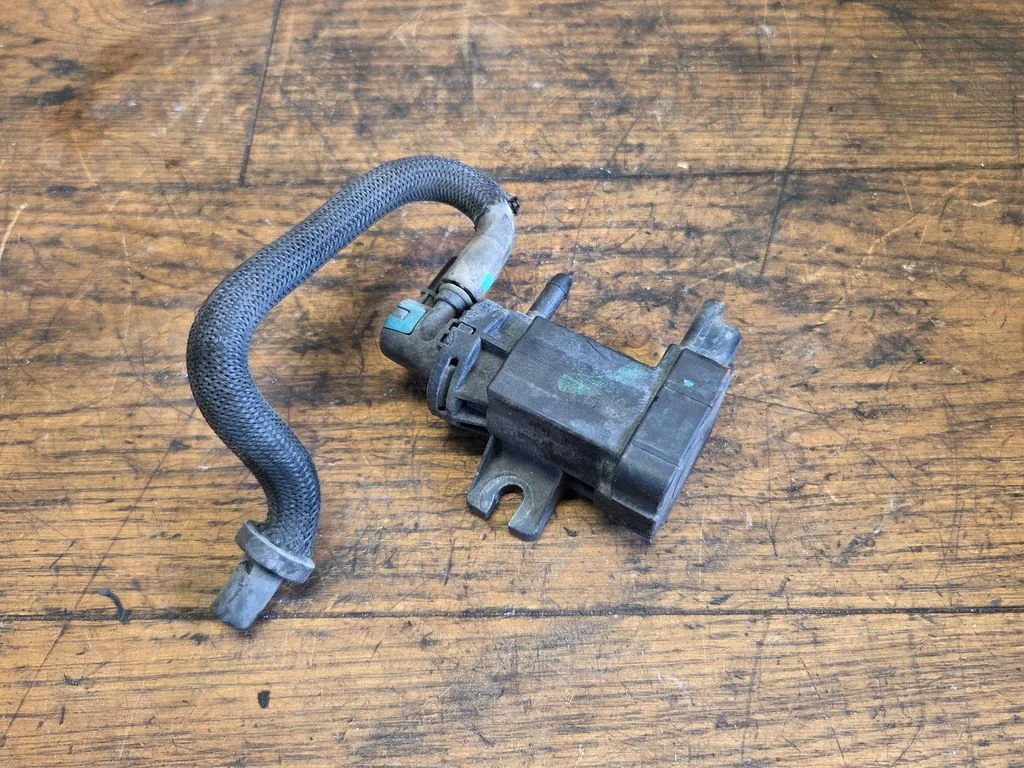 Turbo solenoīda vārsts 9812404180