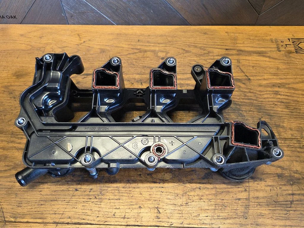 Intake manifold PA66GF35