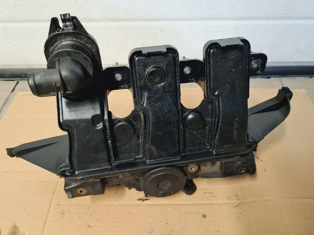 Intake manifold – Opel Vivaro (2014-2018)