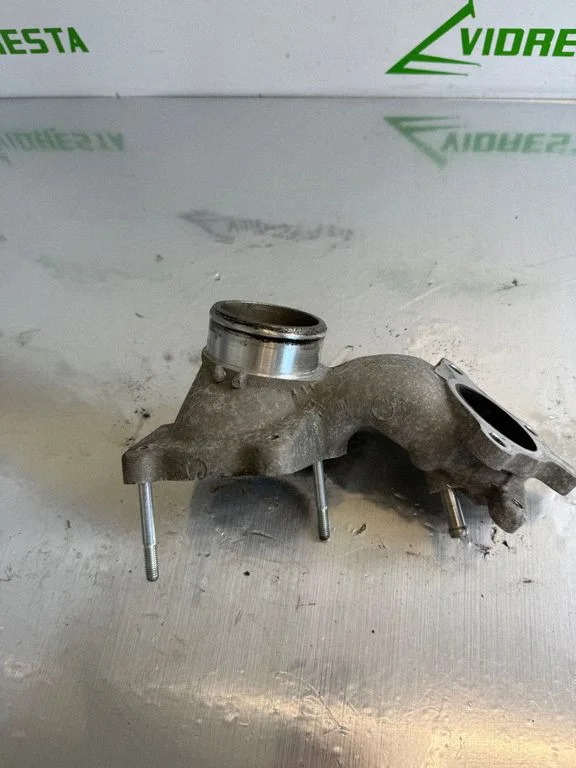 Intake manifold – Honda CR-V (2013-2016)