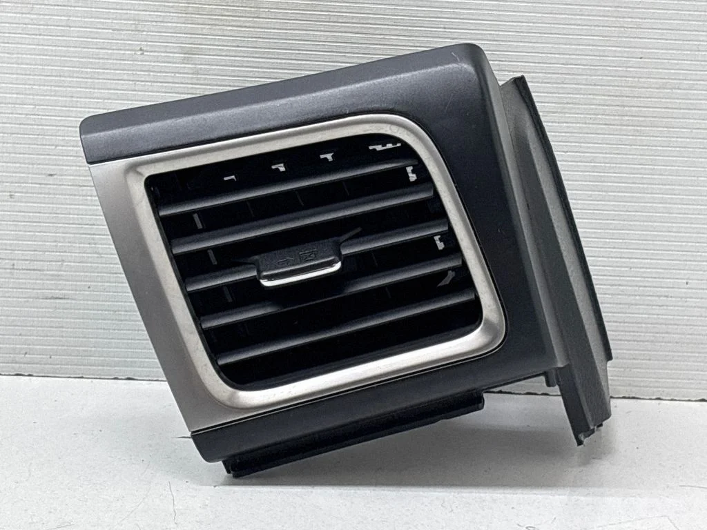 Sānu gaisa restītes 556860E070