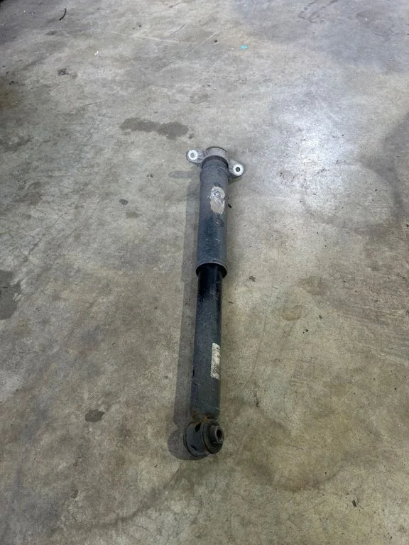 Rear shock absorber/damper 55300Q0AA0